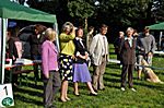 Begrüssung der Richter: Mrs. Beryl Stokes (GB); Mrs. Heather Morss (GB); Mrs. Sarah Whittaker (GB); Mr. Bruno Facq (F)